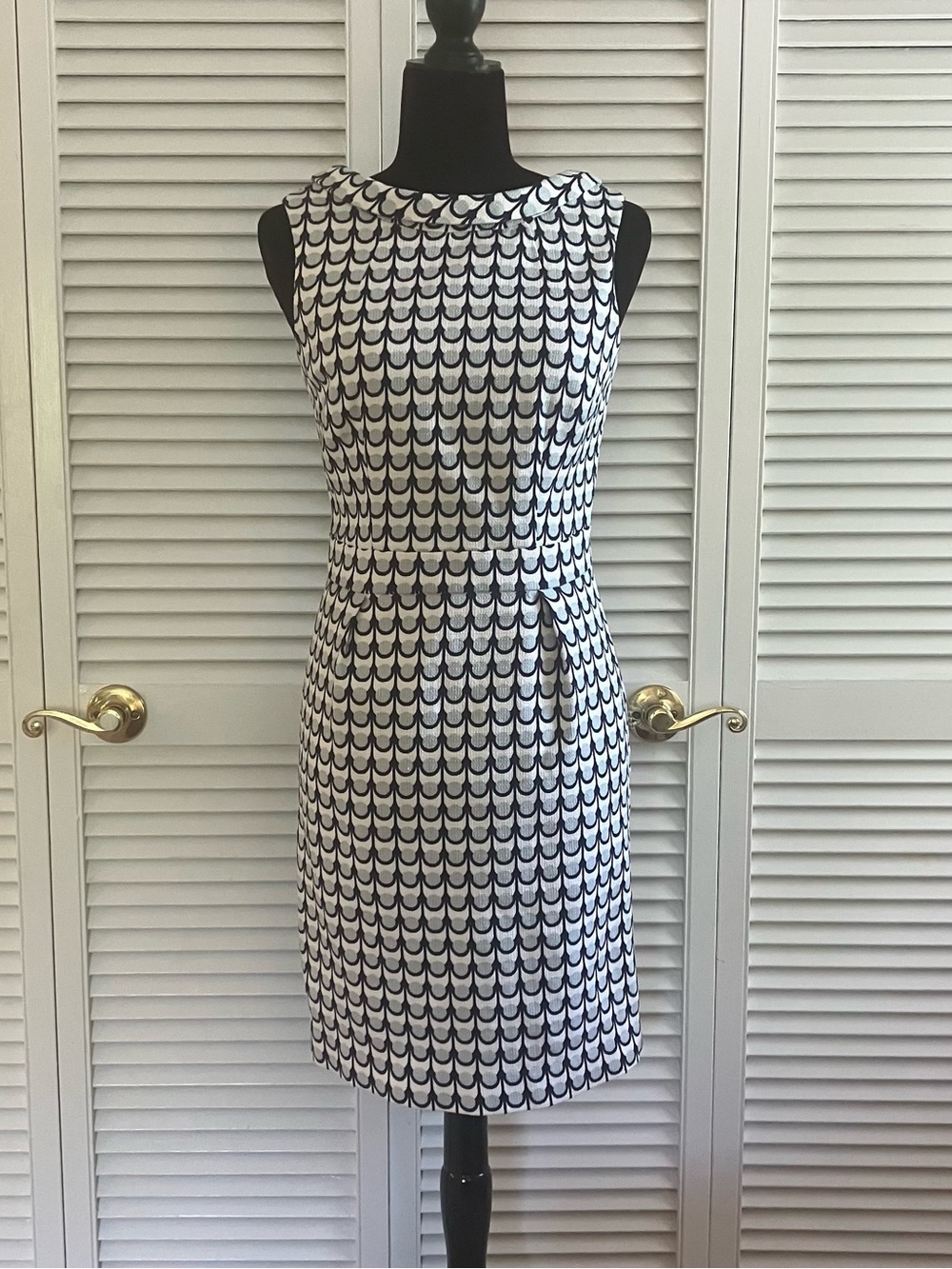 Boden Black/White/Blue-Gray Scalloped Design Dress